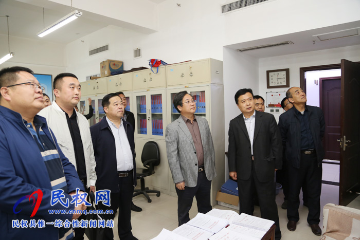 市委主题教育第四巡回指导组到我县“不忘初心、牢记使命”主题教育领导小组办公室指导工作 市委主题教育第四巡回指导组到我县“不忘初心、牢记使命”主题教育领导小组办公室指导工作