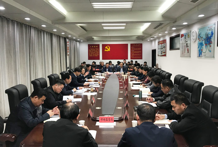 县委副书记、县长张团结查看我县园林城文明城创建迎检准备工作开展情况 县委副书记、县长张团结查看我县园林城文明城创建迎检准备工作开展情况