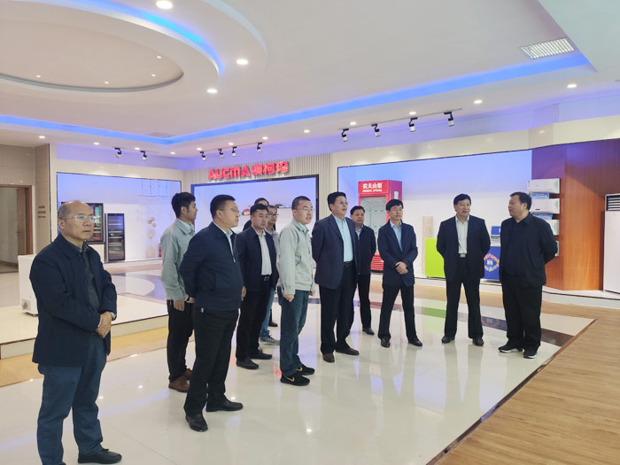 市人大常委会莅民调研现代化产业体系建设 市人大常委会莅民调研现代化产业体系建设