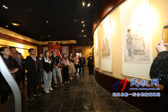 “乡村振兴 出彩中原”全国融媒体看河南暨全国百家媒体商丘行在我县 “媒林”正式启动 “乡村振兴 出彩中原”全国融媒体看河南暨全国百家媒体商丘行在我县 “媒林”正式启动