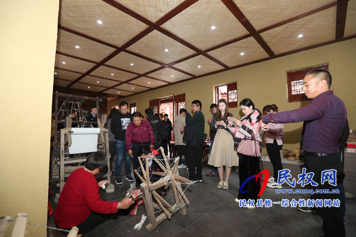 “乡村振兴 出彩中原”全国融媒体看河南暨全国百家媒体商丘行在我县 “媒林”正式启动 “乡村振兴 出彩中原”全国融媒体看河南暨全国百家媒体商丘行在我县 “媒林”正式启动