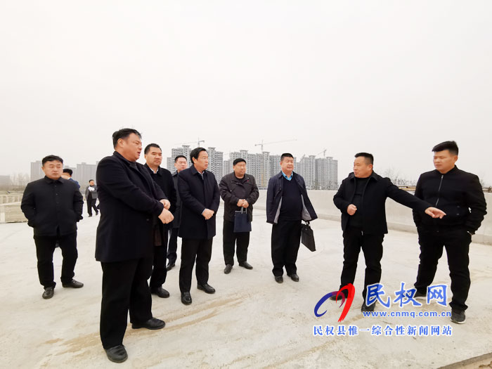 市人大常委会副主任、县委书记姬脉常查看我县“三散”污染治理工作 市人大常委会副主任、县委书记姬脉常查看我县“三散”污染治理工作