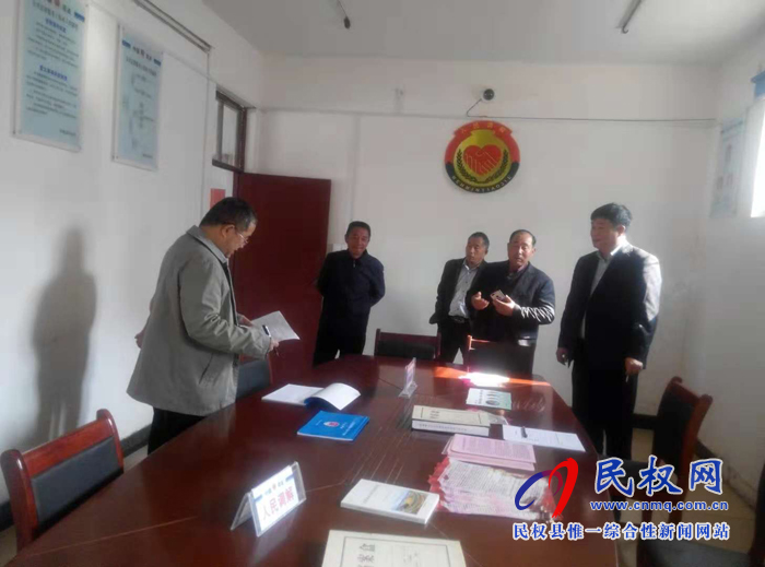 县司法局深入推进“一村一法律顾问”工作解民忧 县司法局深入推进“一村一法律顾问”工作解民忧