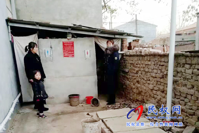 王庄寨镇坚持“三结合“ 做好改厕后期工作