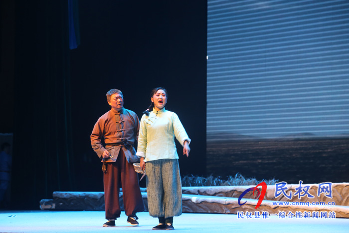 红色豫剧《小推车》在民权精彩上演 红色豫剧《小推车》在民权精彩上演