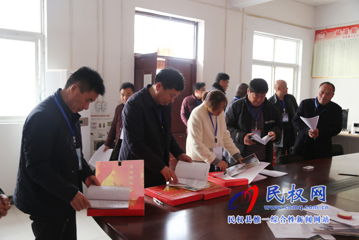 老颜集乡开展人居环境整治现场观摩评比活动 老颜集乡开展人居环境整治现场观摩评比活动