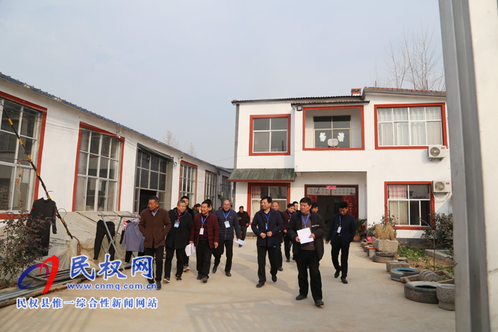 老颜集乡开展人居环境整治现场观摩评比活动 老颜集乡开展人居环境整治现场观摩评比活动