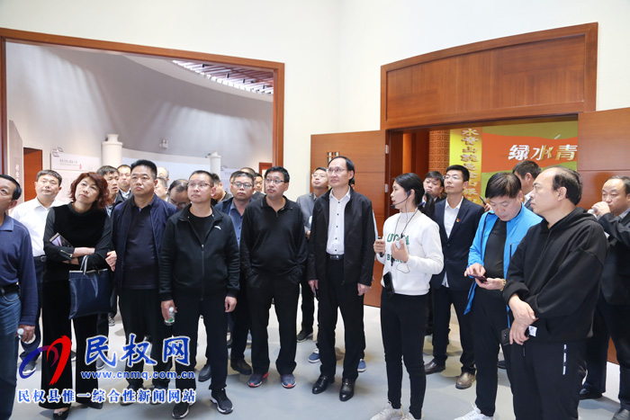 我县转型升级培训班继续开展现场教学活动 我县转型升级培训班继续开展现场教学活动
