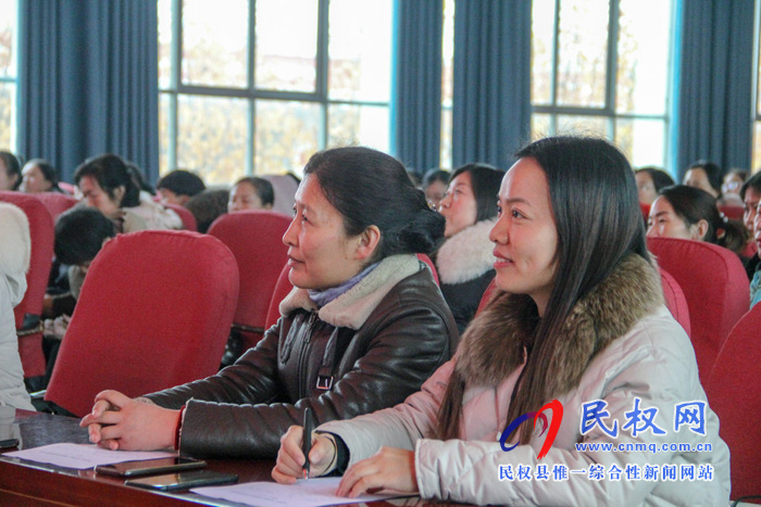 民权县实验小学开展学习贯彻党的十九届四中全会精神宣讲活动 民权县实验小学开展学习贯彻党的十九届四中全会精神宣讲活动
