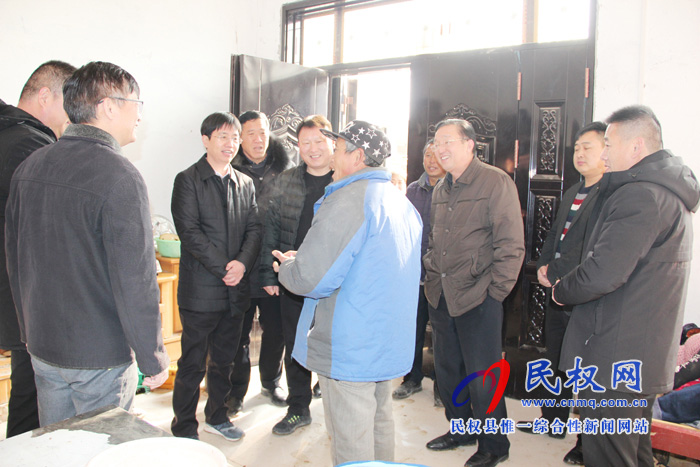 民权高新区常务副主任张爱军带领高新区领导班子到野岗镇开展迎新春慰问活动 民权高新区常务副主任张爱军带领高新区领导班子到野岗镇开展迎新春慰问活动