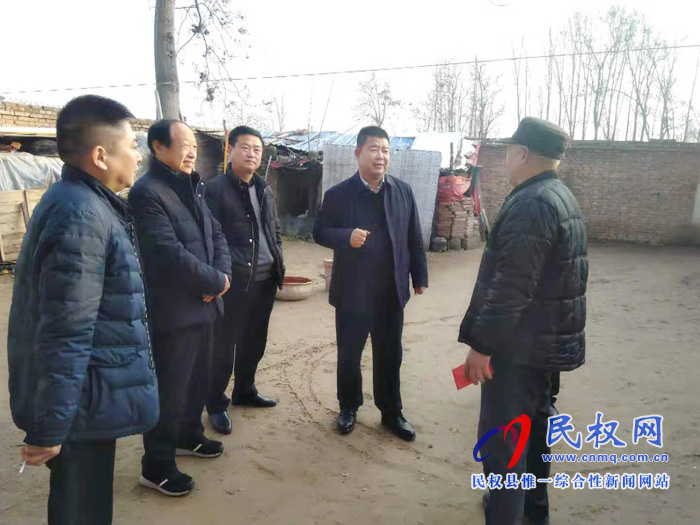 副县长张士彬、县总工会主席瞿志君到白云寺镇开展慰问活动 副县长张士彬、县总工会主席瞿志君到白云寺镇开展慰问活动