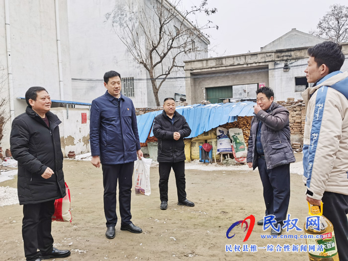 爱暖寒冬 爱心企业为贫困家庭送温暖 爱暖寒冬 爱心企业为贫困家庭送温暖