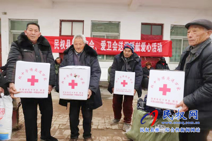 县爱卫办到敬老院慰问五保老人 县爱卫办到敬老院慰问五保老人