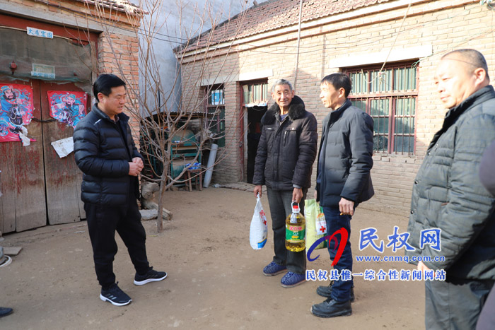 白云寺镇组织开展慰问困难群众 白云寺镇组织开展慰问困难群众