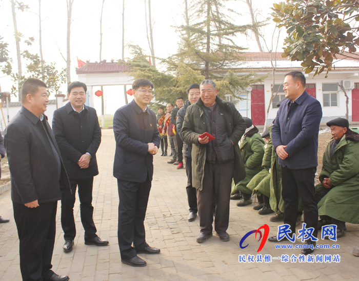 县委副书记、县长张团结到敬老院开展春节慰问活动 县委副书记、县长张团结到敬老院开展春节慰问活动