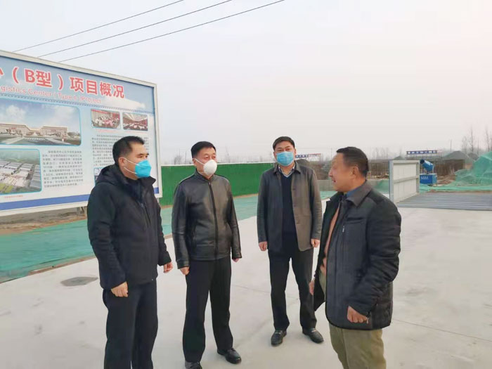 县委常委、副县长房季到民权保税物流中心建筑工地督导新型冠状病毒防控工作 县委常委、副县长房季到民权保税物流中心建筑工地督导新型冠状病毒防控工作