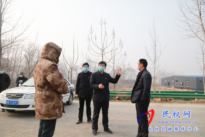 县委副书记、县长张团结到部分乡镇暗访督导疫情防控工作 县委副书记、县长张团结到部分乡镇暗访督导疫情防控工作