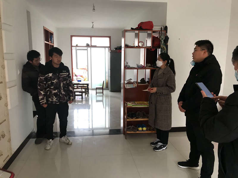 团县委受团省委委托看望慰问王德恩家属 团县委受团省委委托看望慰问王德恩家属