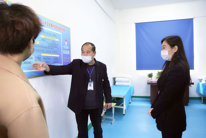 副县长朱琳调研学校疫情防控和开学准备工作 副县长朱琳调研学校疫情防控和开学准备工作