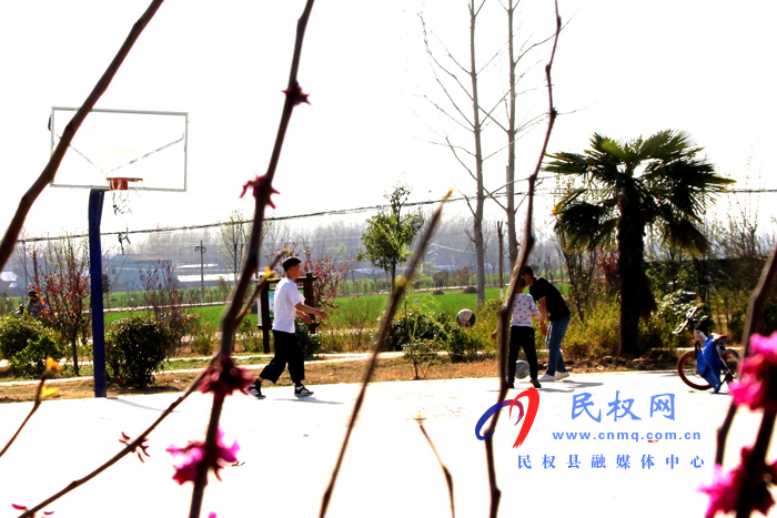 民权县褚庙乡小游园惠及大民生 民权县褚庙乡小游园惠及大民生