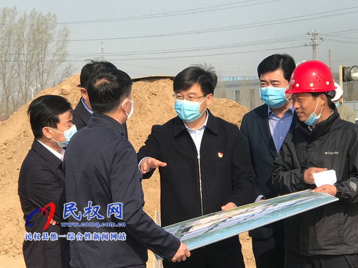 县委副书记、县长张团结查看在建项目和出口创汇企业运行情况 县委副书记、县长张团结查看在建项目和出口创汇企业运行情况