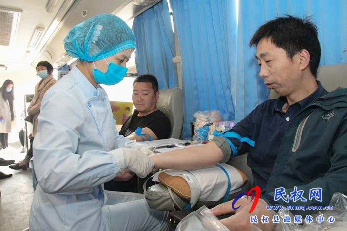 人和镇积极开展无偿献血活动 人和镇积极开展无偿献血活动