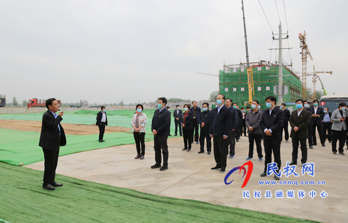 市委书记王战营、市长张建慧带队观摩点评民权县重点工作 市委书记王战营、市长张建慧带队观摩点评民权县重点工作