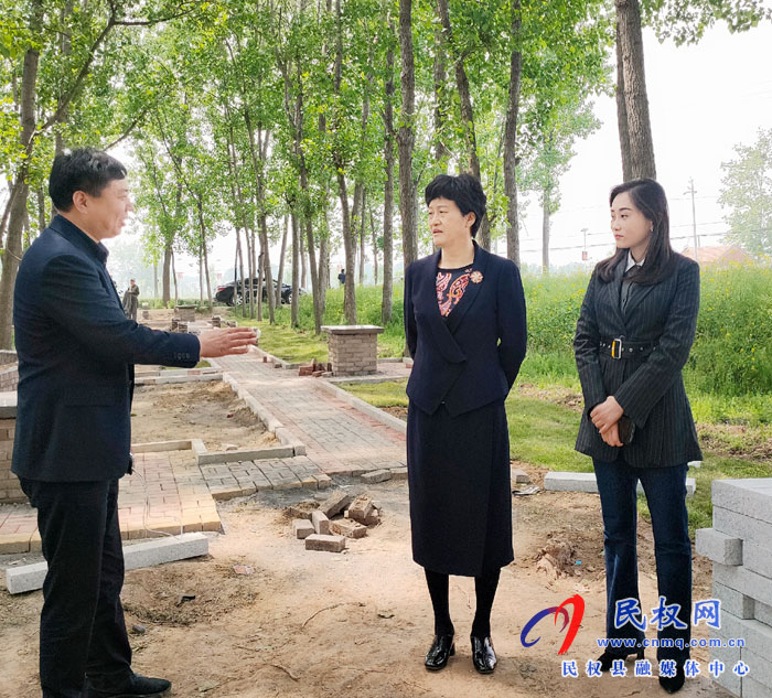 县领导周燕、朱琳到老颜集乡督导产业园、森林游园建设 县领导周燕、朱琳到老颜集乡督导产业园、森林游园建设