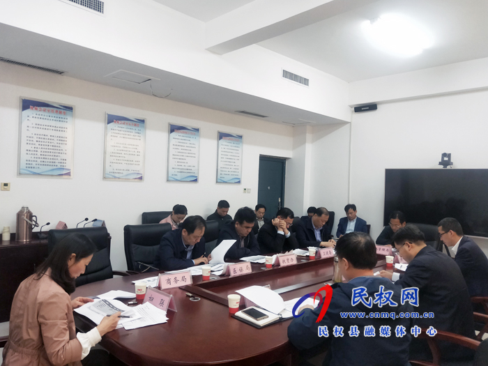 我县召开扶贫项目对接座谈会 我县召开扶贫项目对接座谈会