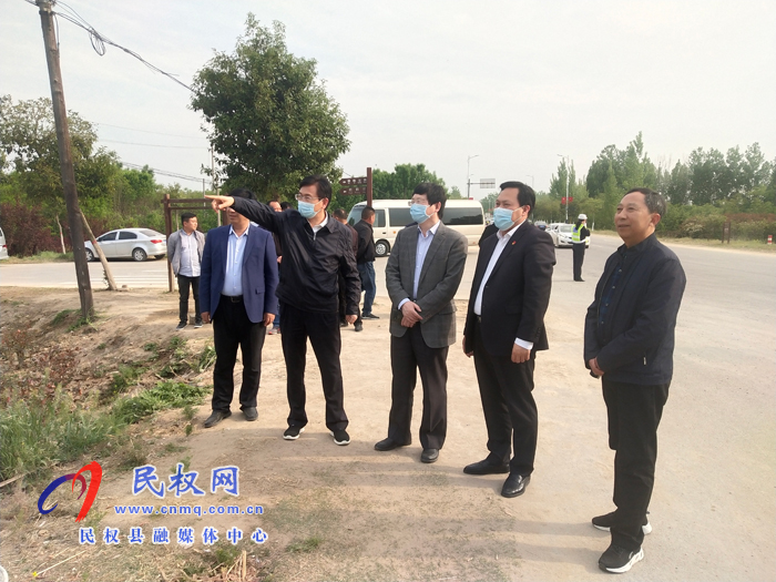 省水利厅调研组到我县调研河(湖)长制和防汛工作开展情况 省水利厅调研组到我县调研河(湖)长制和防汛工作开展情况