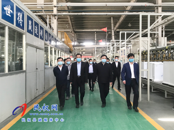 省发改委高新技术处处长王东峰到我县调研县域经济高质量发展工作 省发改委高新技术处处长王东峰到我县调研县域经济高质量发展工作
