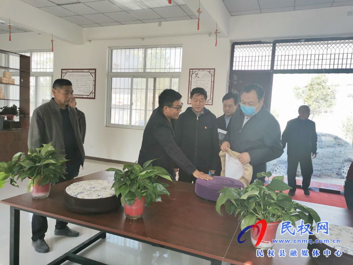 市委常委、常务副市长吴祖明深入龙塘镇邢庄村开展“三•五”基层工作日活动 市委常委、常务副市长吴祖明深入龙塘镇邢庄村开展“三•五”基层工作日活动