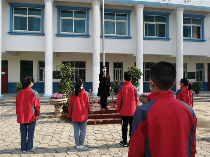 民权县第三小学新学期第一天顺利开学