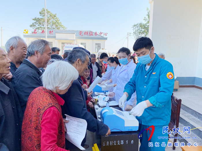 县司法局组织开展免费健康体检活动