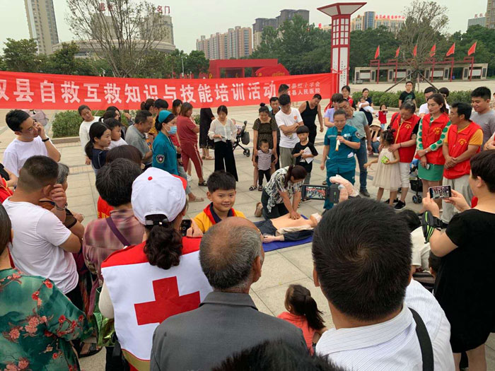 民权县红十字会组织开展自救互救知识技能培训在东区广场举行