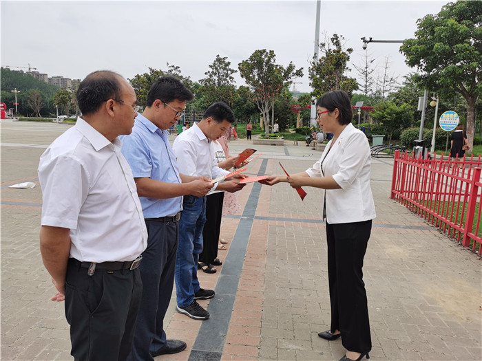 传承红色基因 接受党性洗礼 传承红色基因 接受党性洗礼