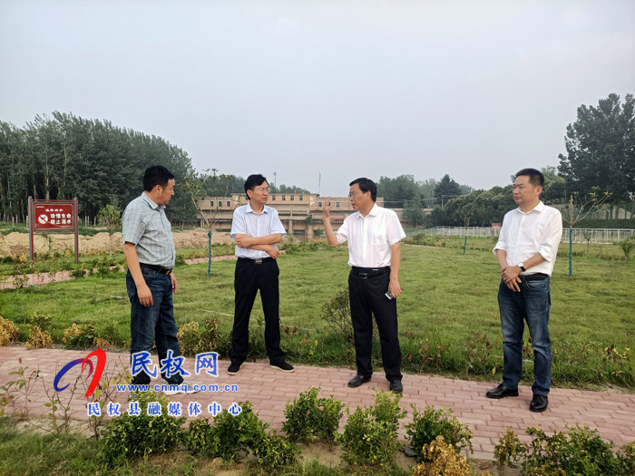 市人大常委会副主任、县委书记姬脉常调研指导我县河长制工作 市人大常委会副主任、县委书记姬脉常调研指导我县河长制工作