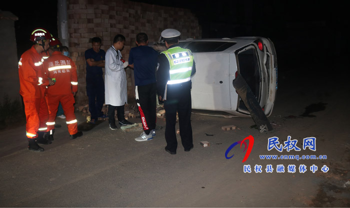 警医联动显奇效:民权交警大队交通事故警医联合救援快速高效 警医联动显奇效:民权交警大队交通事故警医联合救援快速高效