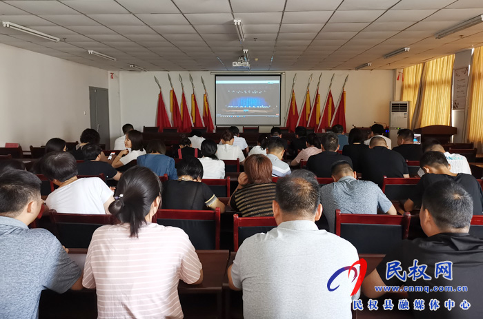 我县各乡镇(街道办)、县直各单位认真贯彻全县三级干部会议暨脱贫攻坚推进会议精神 我县各乡镇(街道办)、县直各单位认真贯彻全县三级干部会议暨脱贫攻坚推进会议精神