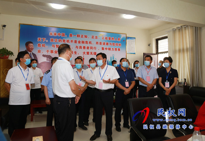 市人大常委会副主任、县委书记姬脉常查看高考考务工作 市人大常委会副主任、县委书记姬脉常查看高考考务工作