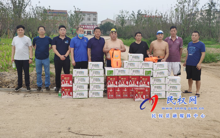 民权水上义务救援队员勇救溺水少年获点赞 民权水上义务救援队员勇救溺水少年获点赞