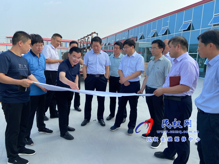 省农发行党委副书记、副行长谢军一行到我县调研 省农发行党委副书记、副行长谢军一行到我县调研