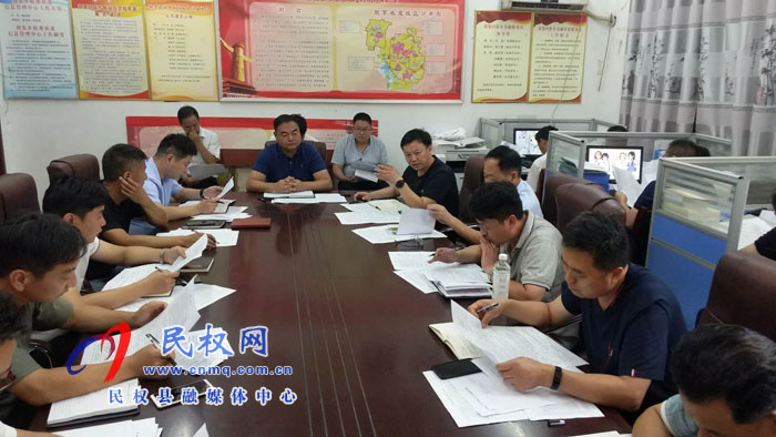 胡集乡传达贯彻全市脱贫攻坚第十次专题调度会议精神 胡集乡传达贯彻全市脱贫攻坚第十次专题调度会议精神