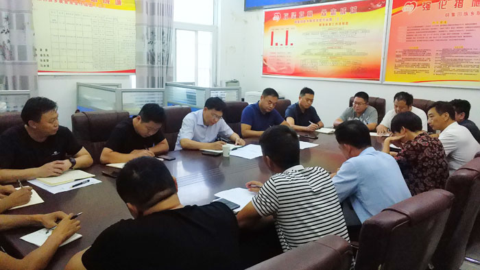 县委常委、纪委书记、监察委主任张亚光到胡集乡督导脱贫攻坚迎检准备工作 县委常委、纪委书记、监察委主任张亚光到胡集乡督导脱贫攻坚迎检准备工作