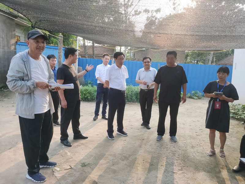 市人大常委会副主任、县委书记姬脉常调研我县脱贫攻坚工作 市人大常委会副主任、县委书记姬脉常调研我县脱贫攻坚工作