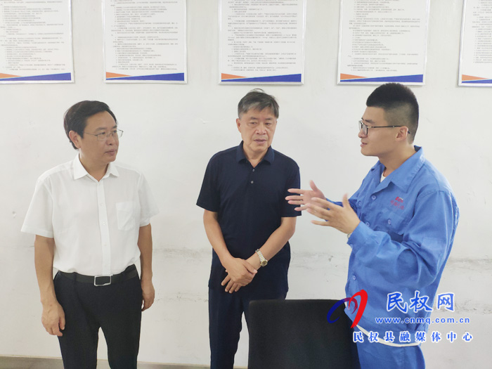 市政协主席曾昭宝一行到我县孙六镇调研重点镇传统村落发展和保护工作 市政协主席曾昭宝一行到我县孙六镇调研重点镇传统村落发展和保护工作