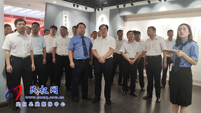 县委政法委开展参观民权党员干部健康“体检中心”暨党风廉政建设专题讲座活动 县委政法委开展参观民权党员干部健康“体检中心”暨党风廉政建设专题讲座活动