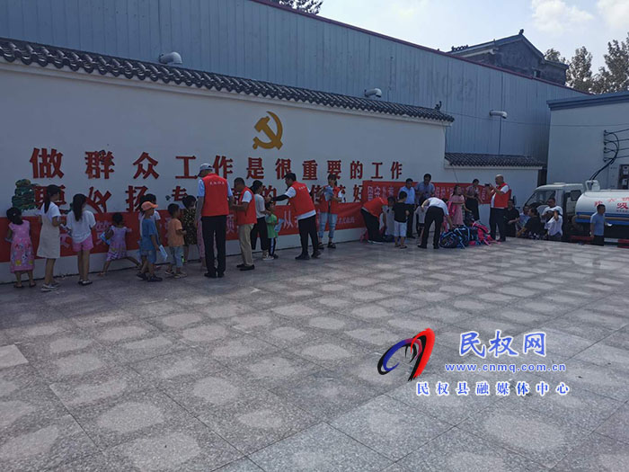 孙六镇开展“关爱留守儿童-我们在行动”活动 孙六镇开展“关爱留守儿童-我们在行动”活动