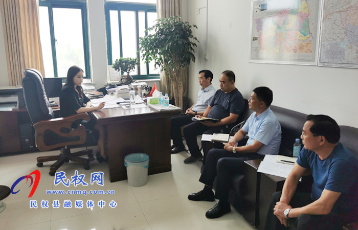 副县长朱琳主持召开全县“县管校聘”改革座谈会 副县长朱琳主持召开全县“县管校聘”改革座谈会
