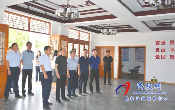 省政协常委、信阳市政协副主席、市党外知识分子联谊会会长周保林莅民调研 省政协常委、信阳市政协副主席、市党外知识分子联谊会会长周保林莅民调研